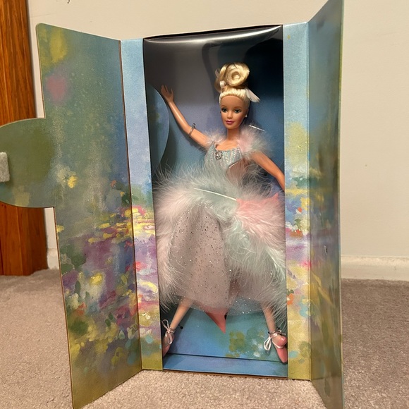 Barbie Doll Avon Ballet Masquerade New in Box Vintage Dress Dance Collectible - Picture 1 of 4